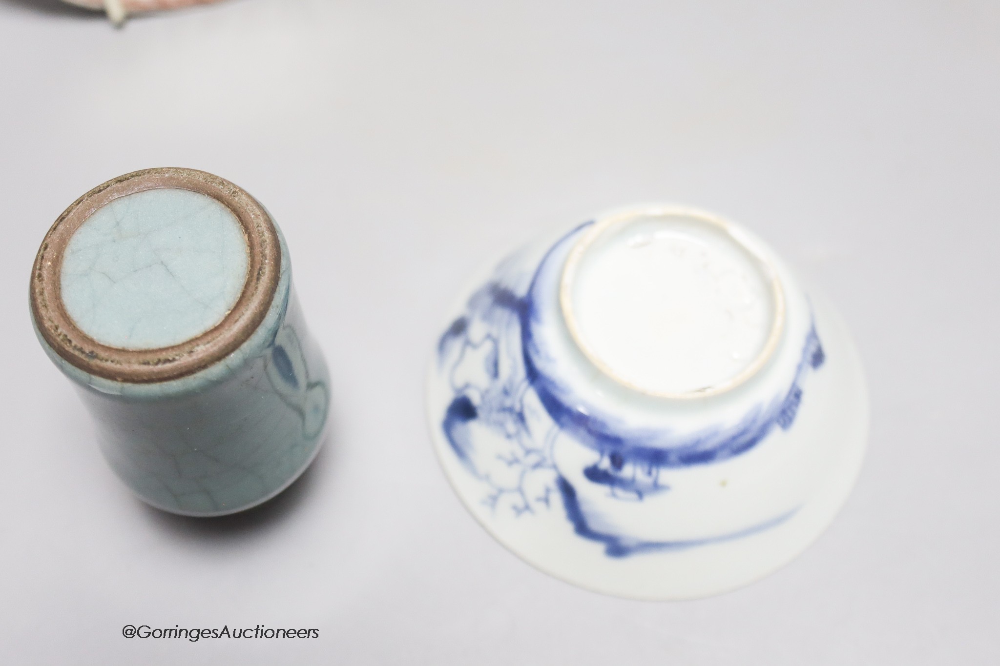 A miniature Chinese crackleglaze vase together with a blue and white bowl and a famille verte dish, diameter 13cm